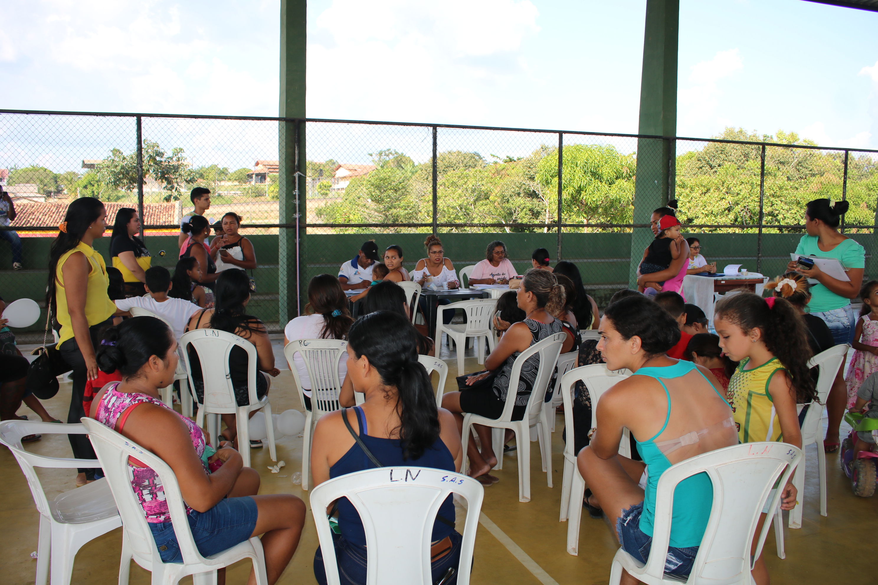 Projeto Bolsa Família perto de você foi ao bairro  Cajari I e II nesta quinta feira (29). 